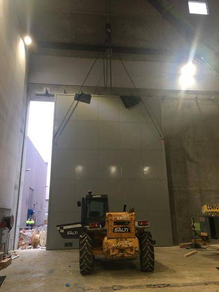 Pose porte coulissante droite roulante au sol